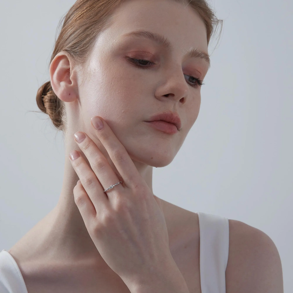 Four-Prong Moissanite Engagement Ring in 925 Sterling Silver: 8 1/2 US/CA