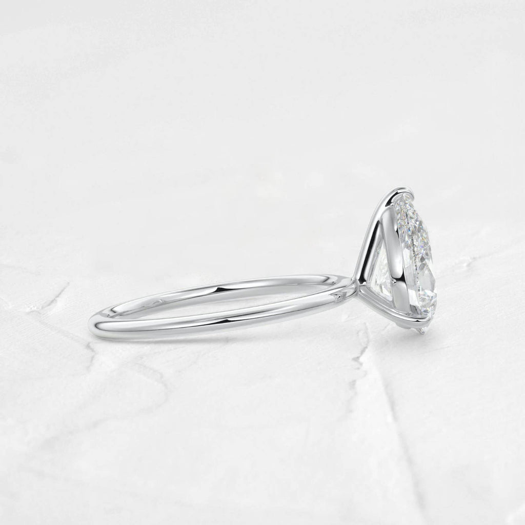 2.13CT Pear cut Solitaire Moissanite Ring in 925 Silver: 925 Sterling Silver / 8.75